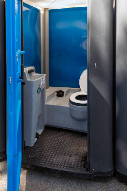 Best Portable toilet rental cost  in Pittsfield, IL