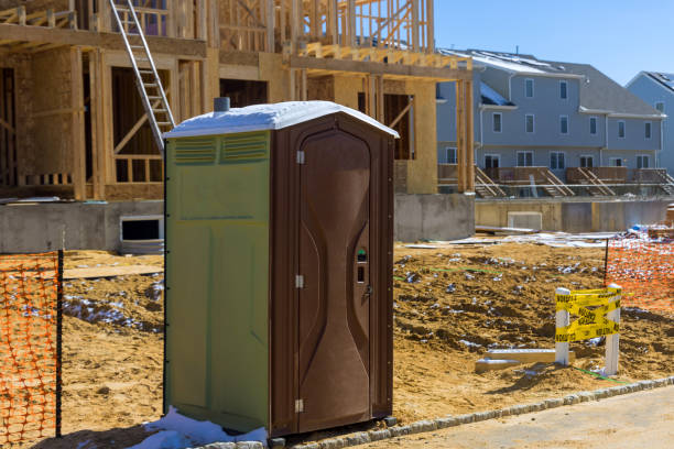 Portable Toilet Options We Offer in Pittsfield, IL