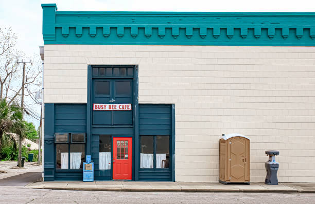 Affordable portable toilet rental in Pittsfield, IL